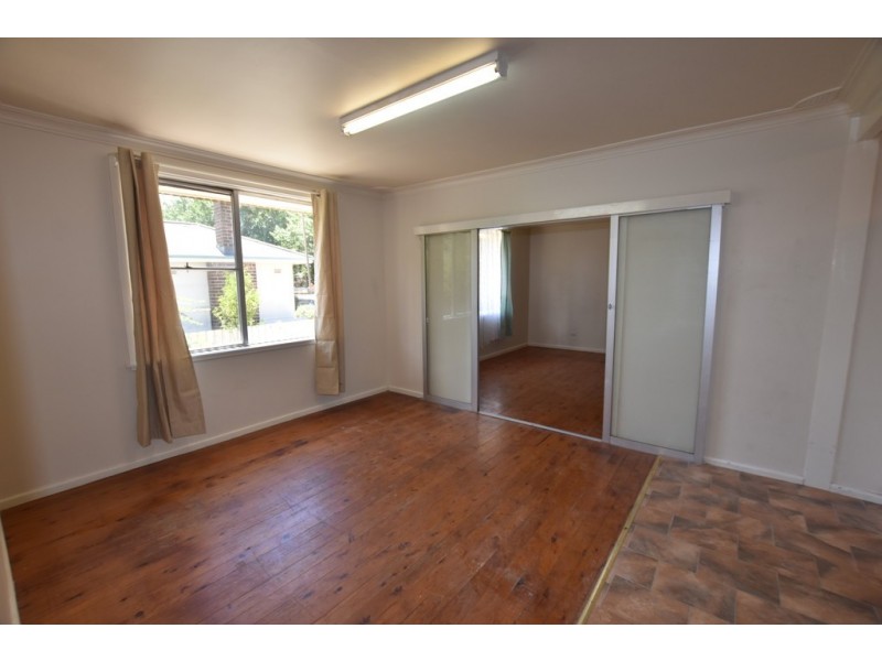 41 Autumn Street, Orange NSW 2800