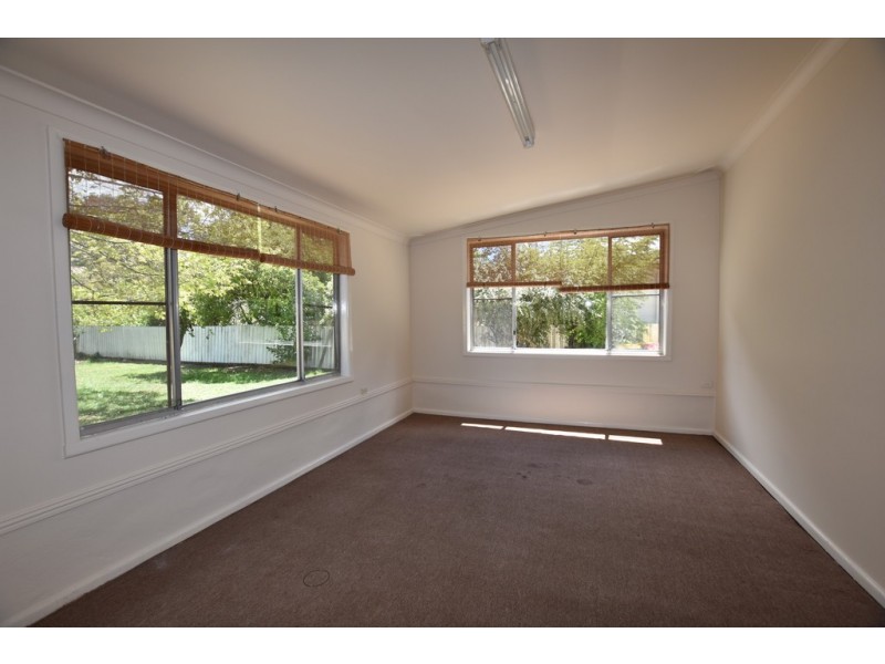 41 Autumn Street, Orange NSW 2800