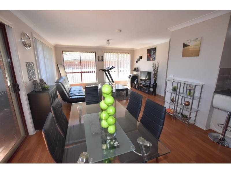 1/8 Rosedale Place, Orange NSW 2800