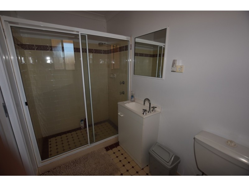 1/8 Rosedale Place, Orange NSW 2800
