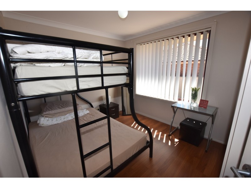 1/8 Rosedale Place, Orange NSW 2800