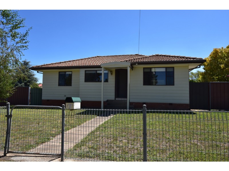 7 Cypress Street, Orange NSW 2800