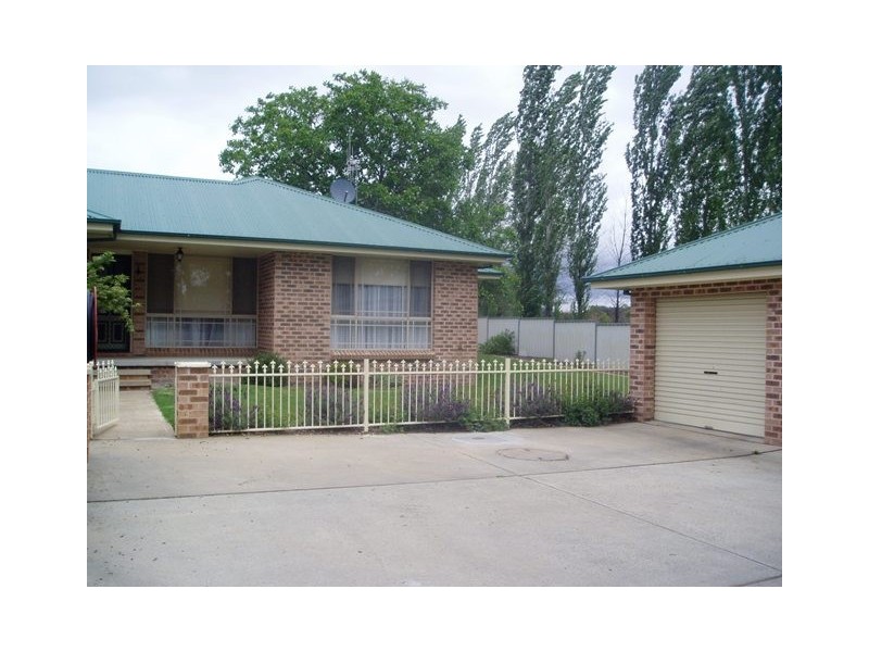 4 / 95 Cecil Road, Orange NSW 2800