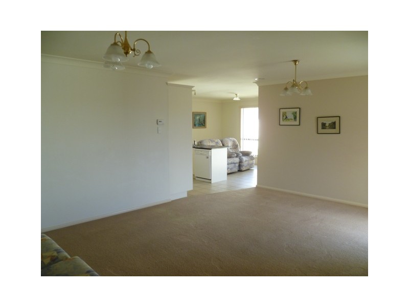 13  Holman Way, Orange NSW 2800