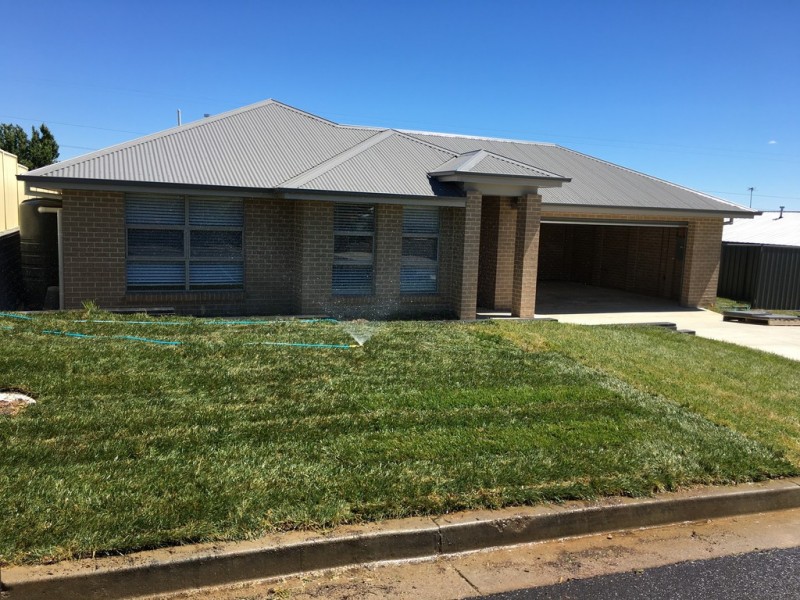 6A Whitney Place, Orange NSW 2800
