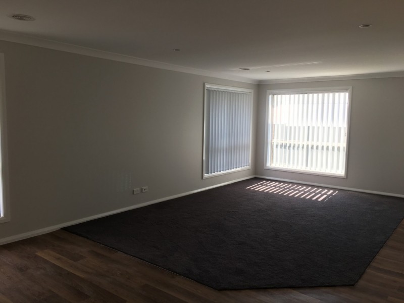 6A Whitney Place, Orange NSW 2800