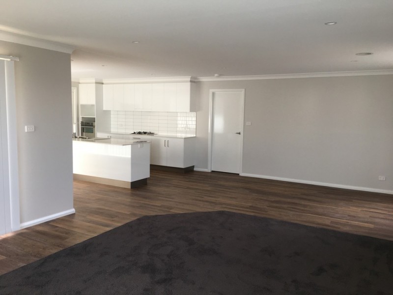 6A Whitney Place, Orange NSW 2800