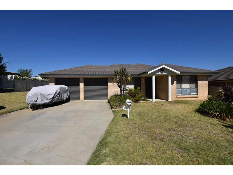 13 Greerlyn Way, Orange NSW 2800