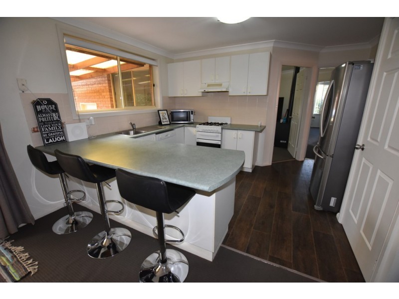 74 Turner Crescent, Orange NSW 2800