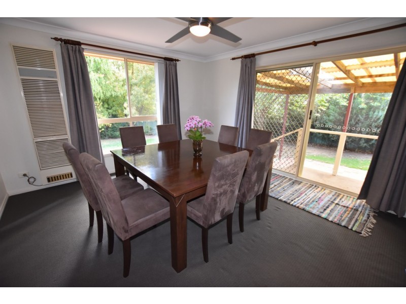 74 Turner Crescent, Orange NSW 2800