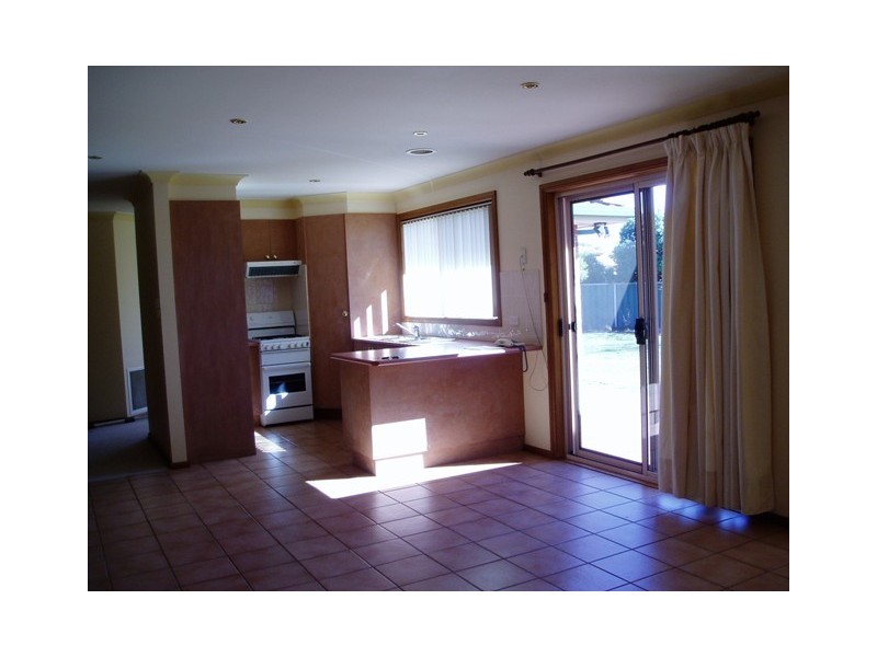 3 Hereford Place, Orange NSW 2800