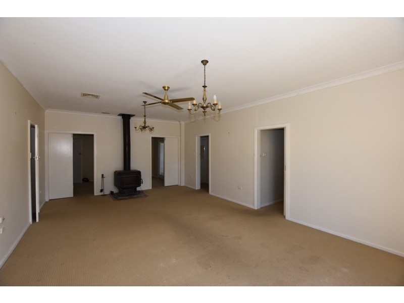 411 Clergate Road, Orange NSW 2800