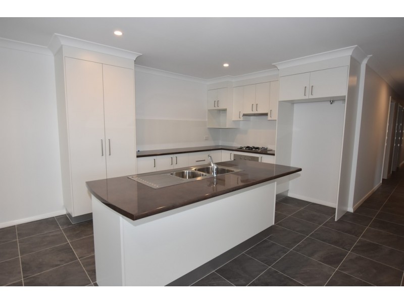 1 Young Street, Orange NSW 2800