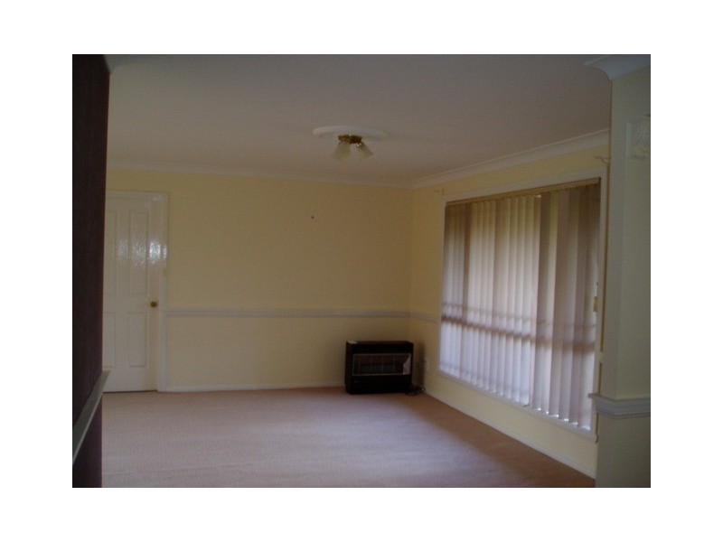 54 Turner Crescent, Orange NSW 2800