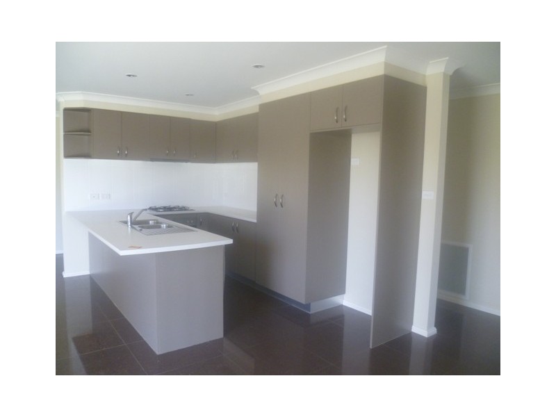 4 Sapphire Street, Orange NSW 2800