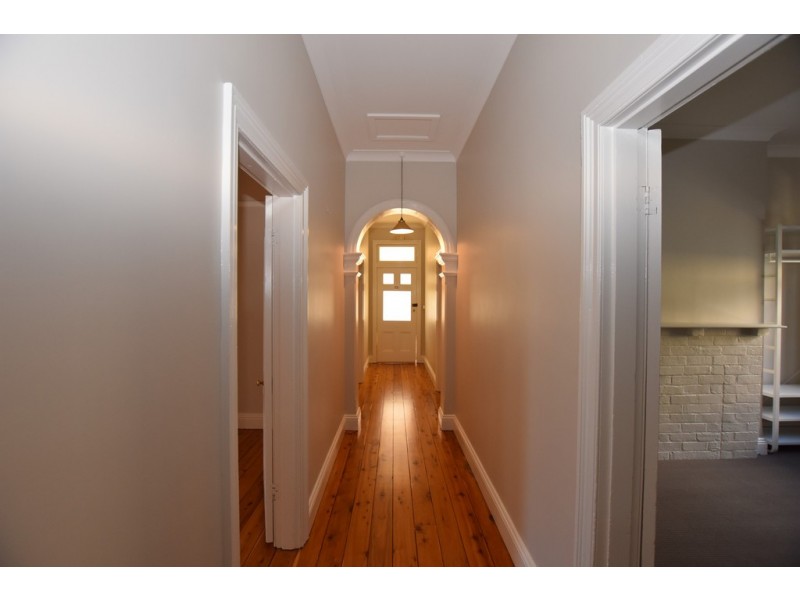 194 March Street, Orange NSW 2800