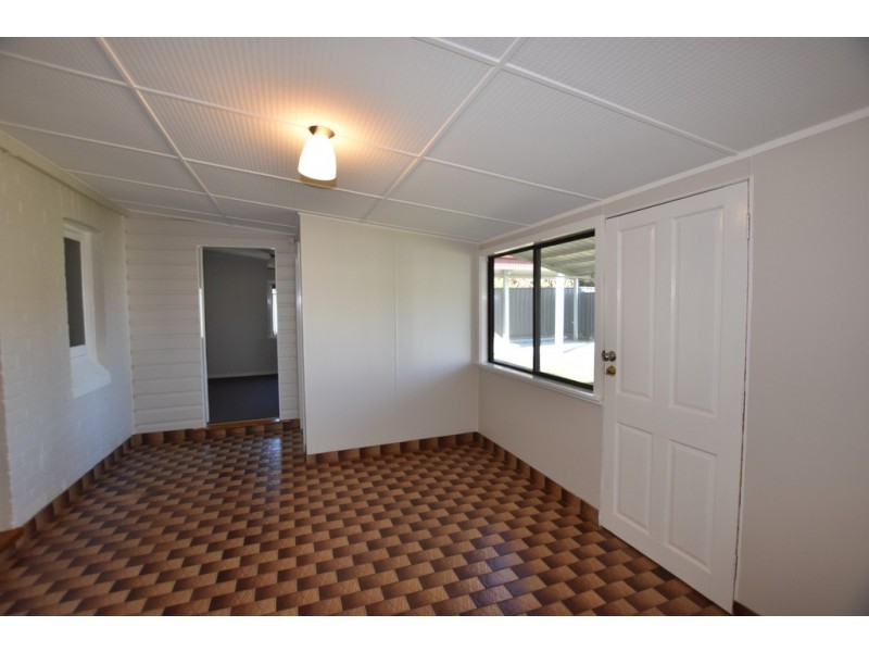 194 March Street, Orange NSW 2800