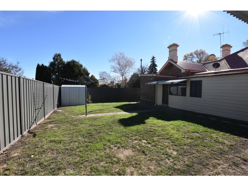 194 March Street, Orange NSW 2800