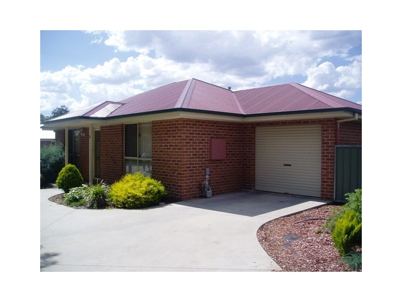 2 / 95 Autumn Street, Orange NSW 2800