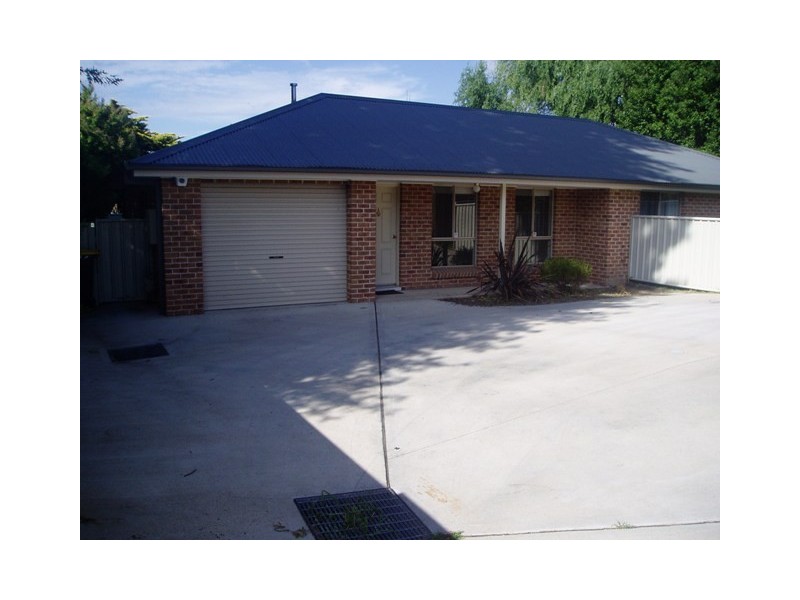 4 / 5 Coronation Drive, Orange NSW 2800