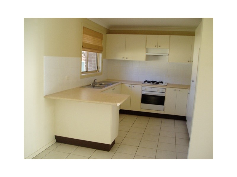 4 / 5 Coronation Drive, Orange NSW 2800