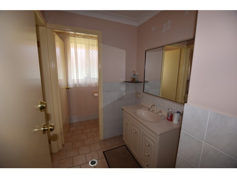 18 Coombes Place, Orange NSW 2800