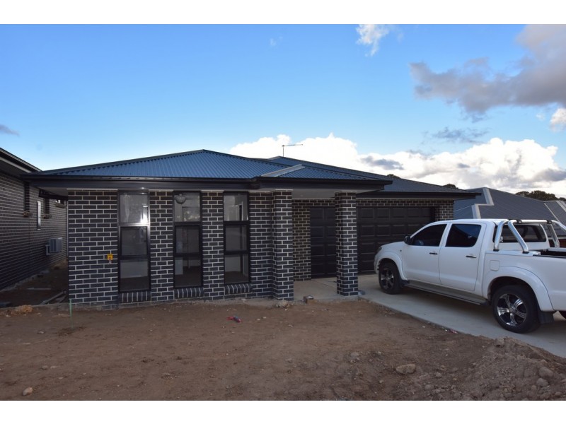 13 Stevenson Way, Orange NSW 2800