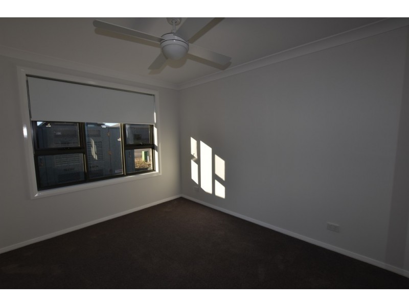 11a Stevenson Way, Orange NSW 2800