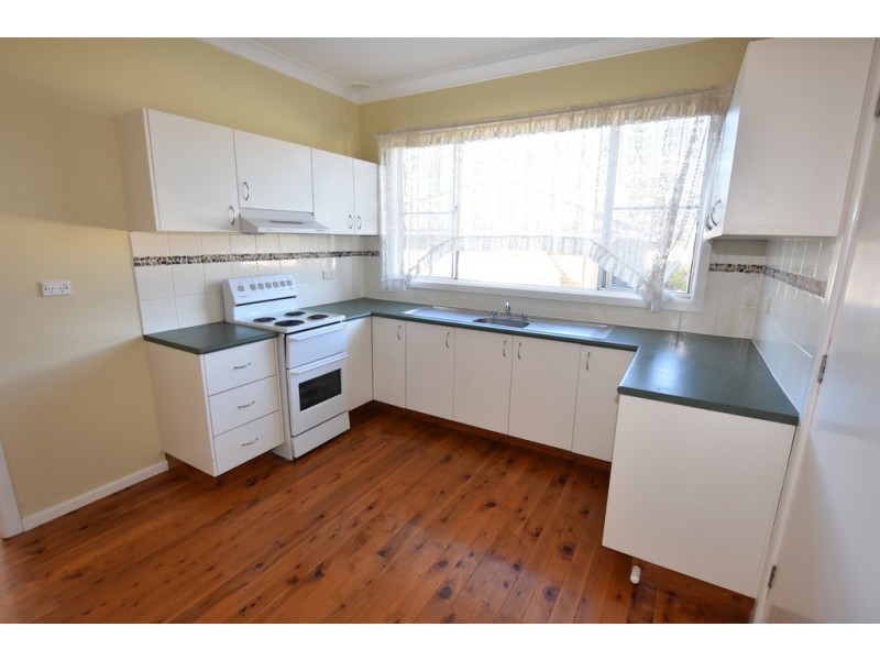 184 Phillip Street, Orange NSW 2800