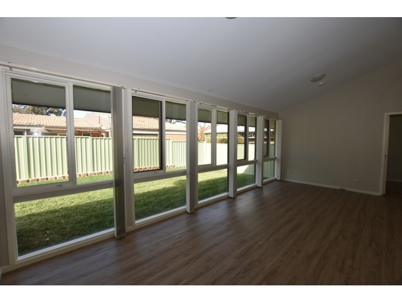 14 Keithian Place, Orange NSW 2800