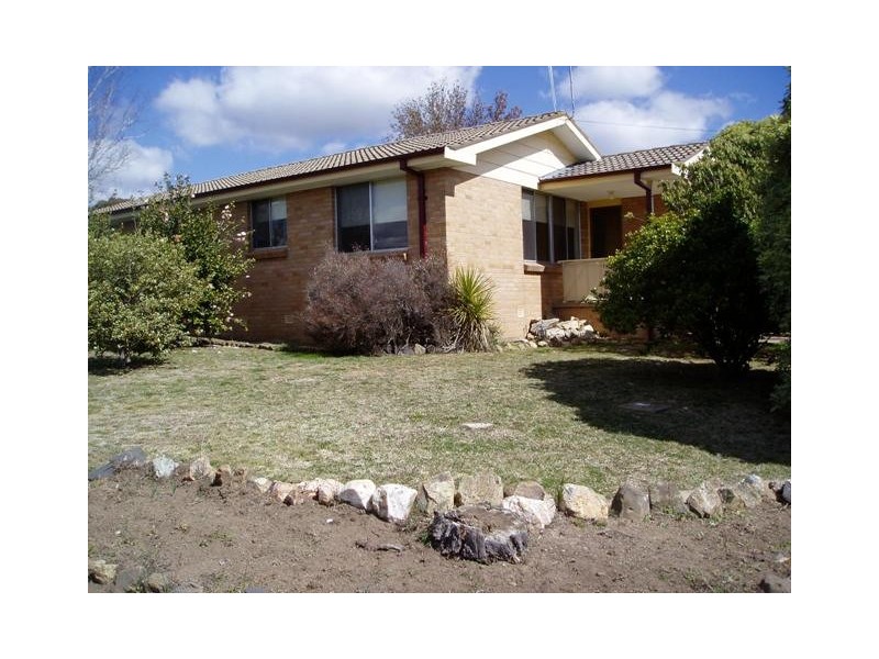 15 Morobe Place, Orange NSW 2800