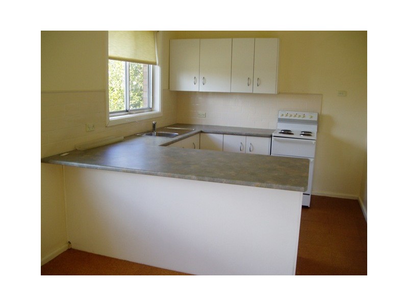15 Morobe Place, Orange NSW 2800