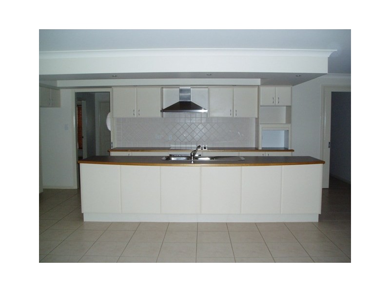 19 Roselawn Drive, Orange NSW 2800