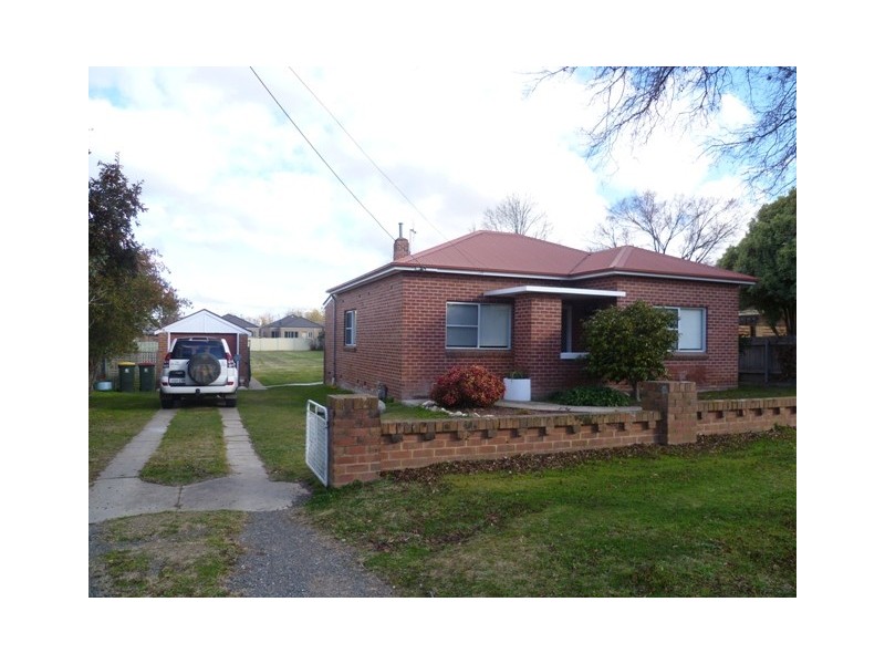 60 Casey Street, Orange NSW 2800