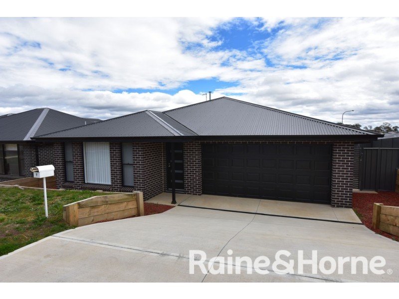 9 Andres Street, Orange NSW 2800