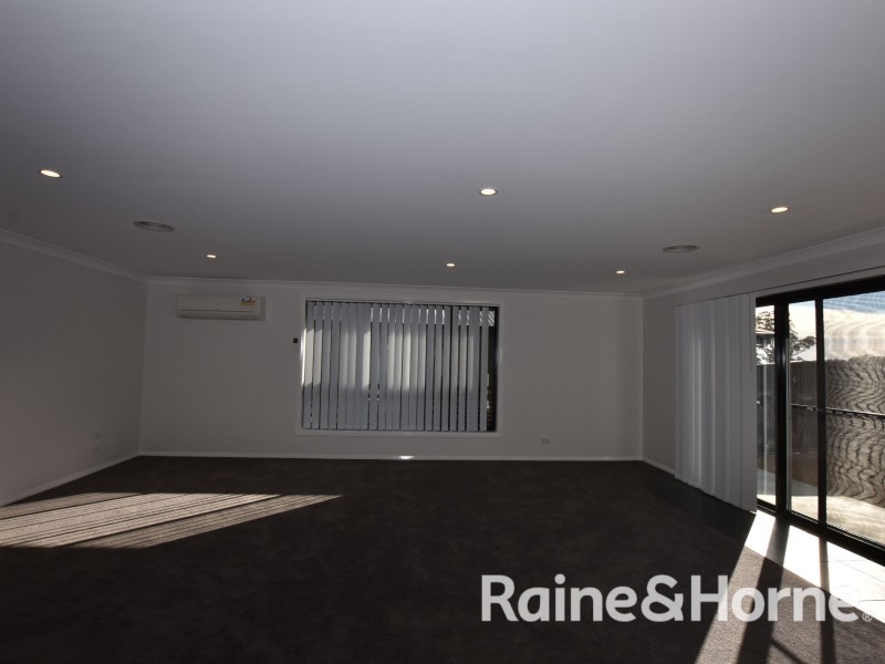 9 Andres Street, Orange NSW 2800
