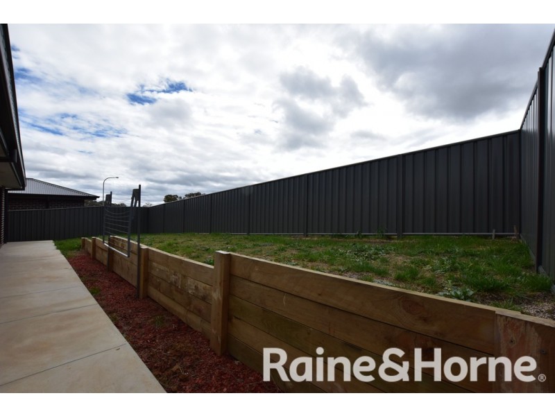 9 Andres Street, Orange NSW 2800