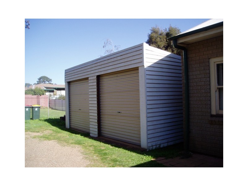 2/6 COX AVENUE, Orange NSW 2800