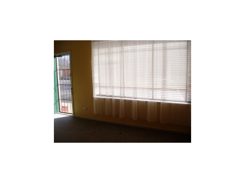 Unit 1/101 Kenna, Orange NSW 2800