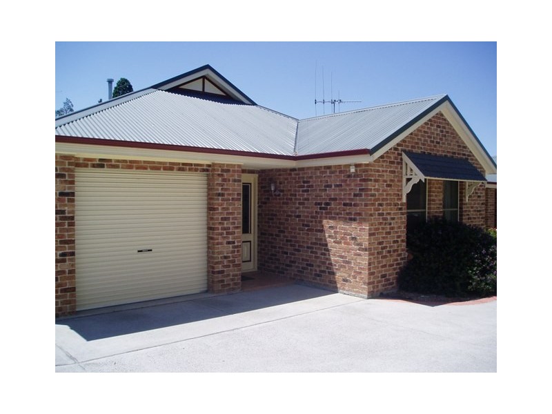 UNIT 2/12A HAMER, Orange NSW 2800