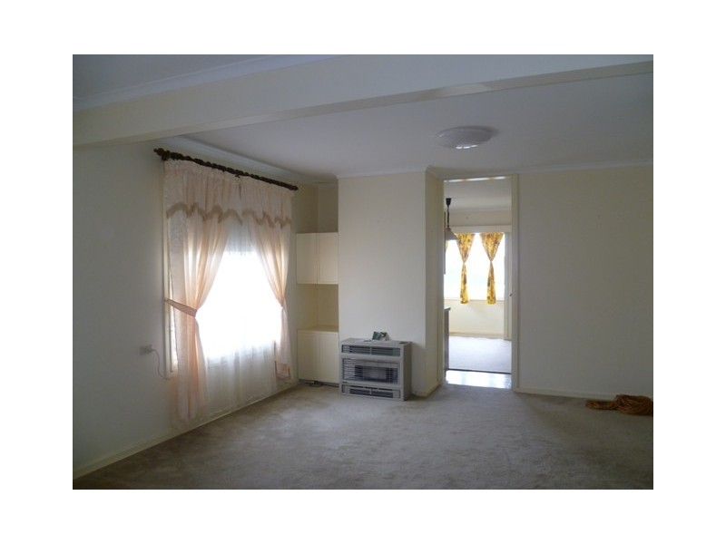 18 JINDALEE AVENUE, Orange NSW 2800