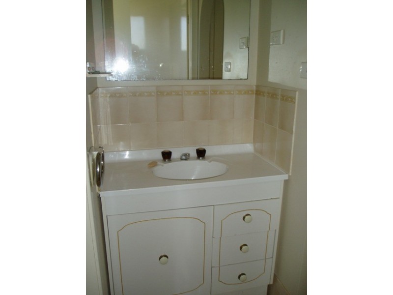 3 Landy Place, Orange NSW 2800