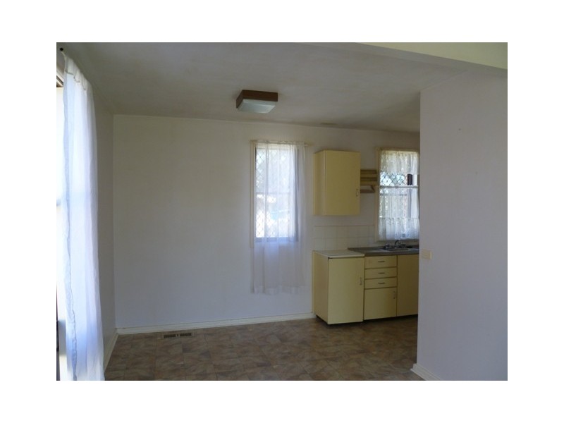 127 Lone Pine Avenue, Orange NSW 2800