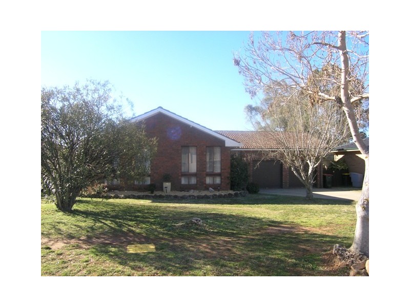 13 Sharp Road, Orange NSW 2800