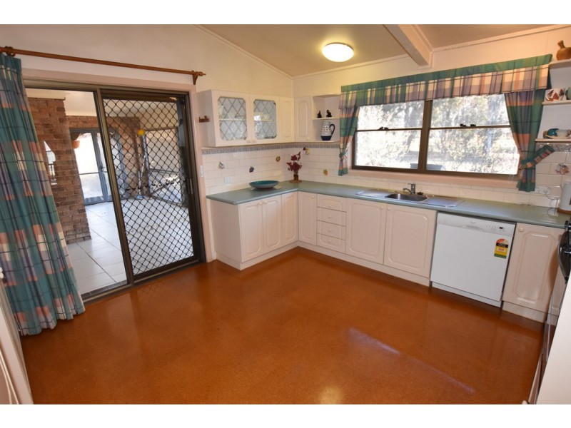 122 Woodward Street, Orange NSW 2800
