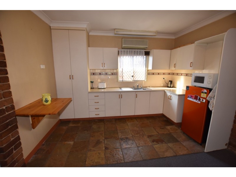 122 Woodward Street, Orange NSW 2800
