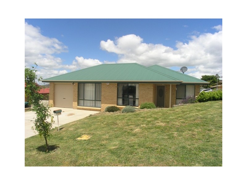 17 Gersbach Place, Orange NSW 2800