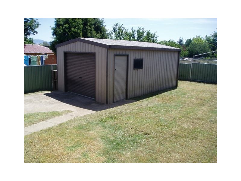 7 Cox Avenue, Orange NSW 2800