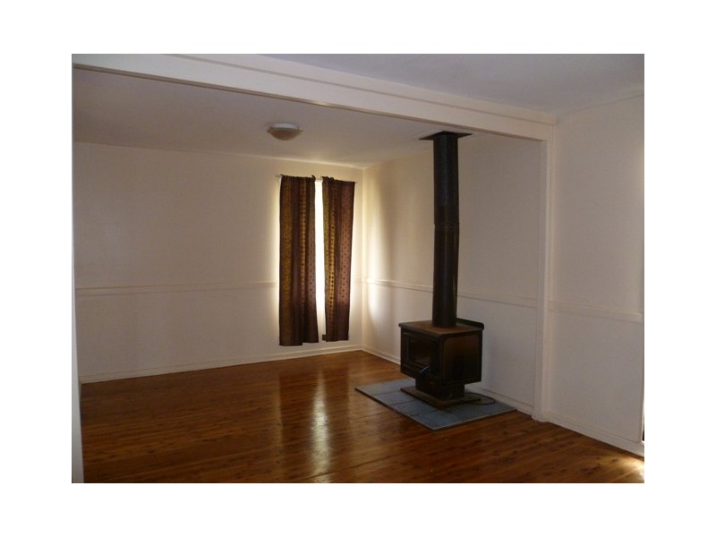 183 Spring Street, Orange NSW 2800