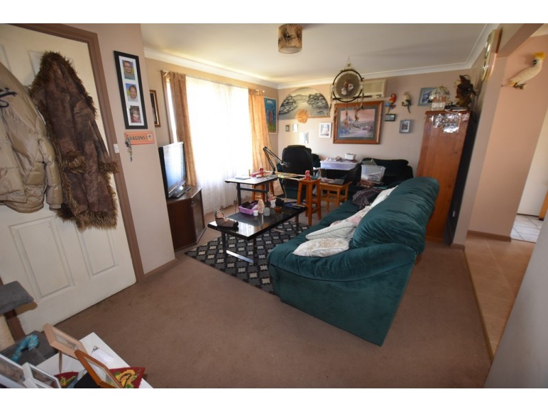 83 Torulosa Way, Orange NSW 2800